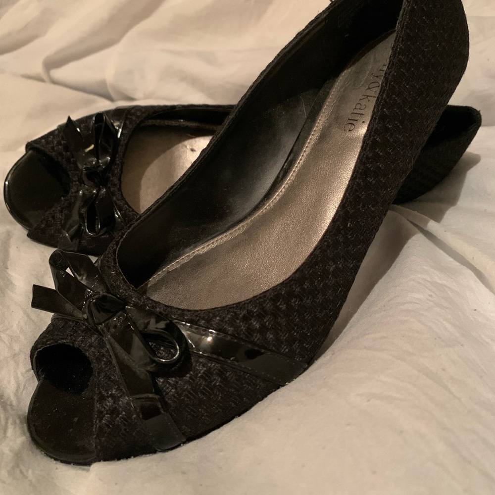 Kelly & Katie black wedge dress shoe 6 1/2 worn 1x